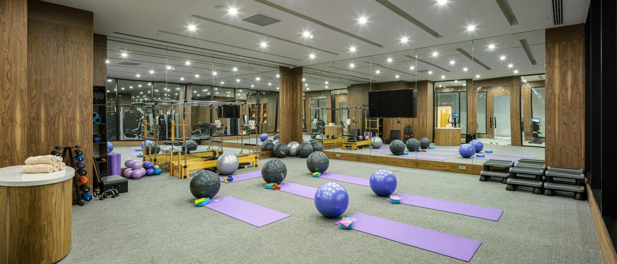 Merit Royal Diamond Hotel & Spa Karavas  Ngoại thất bức ảnh